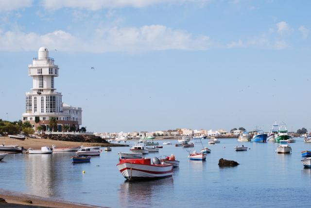 puerto isla cristina en huelva, uno de los puertos pesqueros más importantes de españa