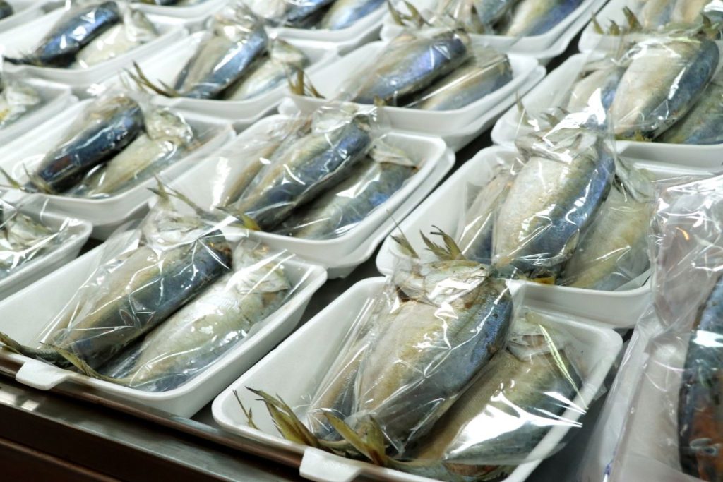 Embalaje sostenible para pescado, soluciones ecológicas
